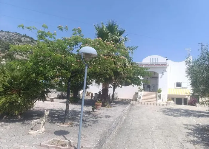 Antonella Bed and breakfast Monte SantʼAngelo