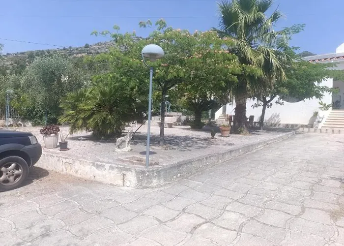 לינה וארוחת בוקר Antonella Monte SantʼAngelo